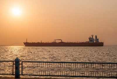 Iran odpowie na próby USA w celu zablokowania eksportu irańskiej ropy
