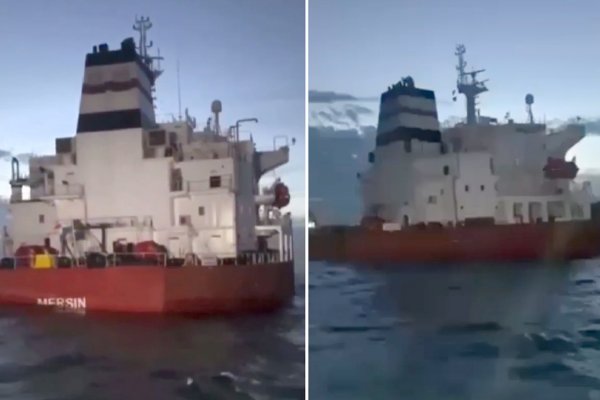 Tankowiec, który płynął z rosyjską ropą naftową, nabiera wody u brzegów Dakaru