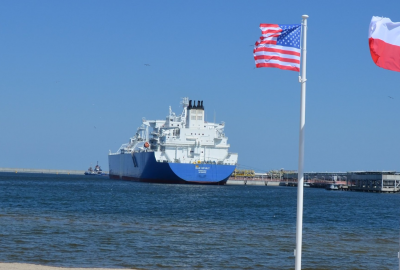 Trwa rozładunek pierwszej dostawy amerykańskiego LNG z kontraktu z Cheni...
