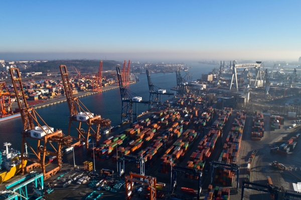 Nielegalne odpady przypłynęły do portów Trójmiasta