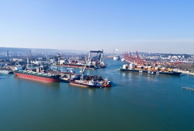Port Gdynia przebudowuje kolejne nabrzeże