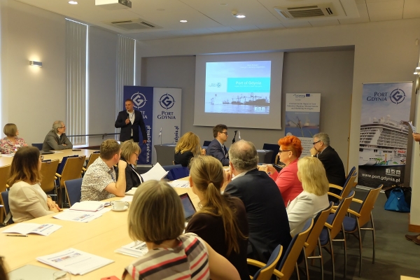 Port Gdynia przyjazny środowisku. Seminarium 