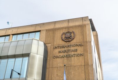 IMO sprzeciwia się opłatom za tranzyt przez cieśniny morskie