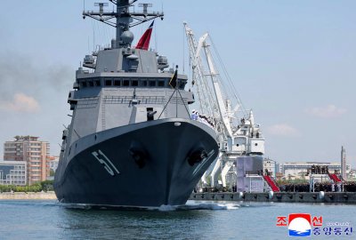 Korea Płn.zapowiada dwa nowe okręty rocznie i zbrojenia nuklearne floty...