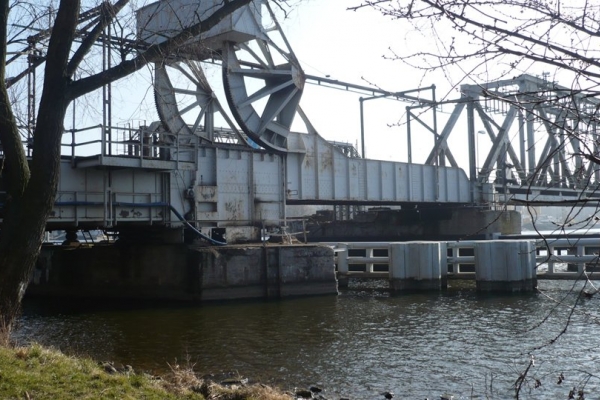 Zwodzone przęsło do remontu