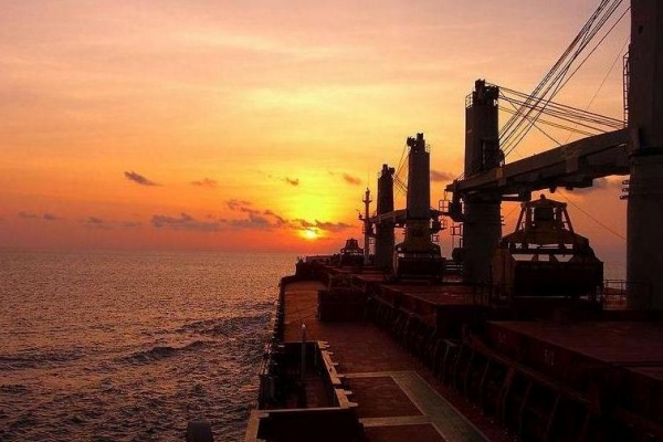 Euroafrica: Statki będą nadal pływać w rejon Zatoki Gwinejskiej