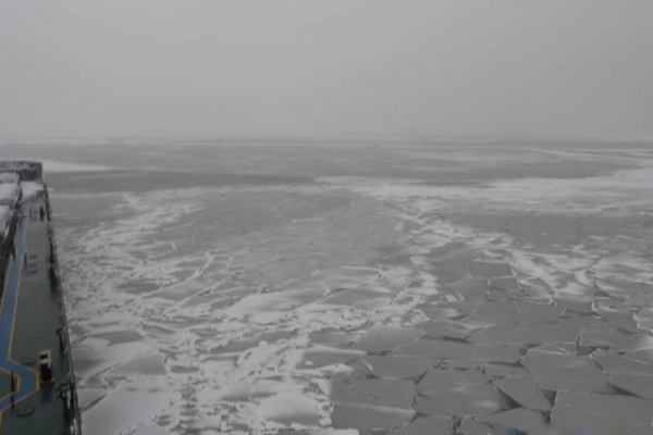Wschodni Bałtyk skuty lodem