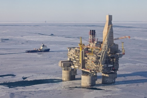 Rusza wydobycie z trzeciego pola projektu Sachalin-1