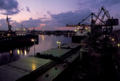 Gdańsk: Rozbudowa sieci drogowej i kolejowej w porcie zewnętrznym