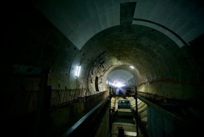 Koniec ważnego etapu na budowie tunelu pod Martwą Wisłą. Gotowe są konstrukcje przejść ...