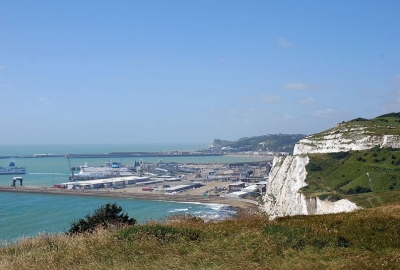 Mimo kryzysu w Calais, Port w Dover radzi sobie znakomicie