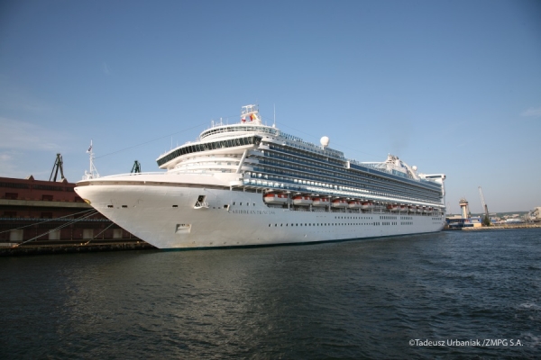 Statek pasażerski Caribbean Princess po raz pierwszy w Gdyni