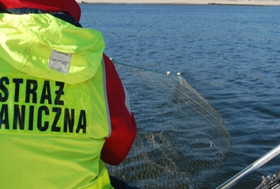 Nocą, bez świateł, nielegalnie wystawiał sieci