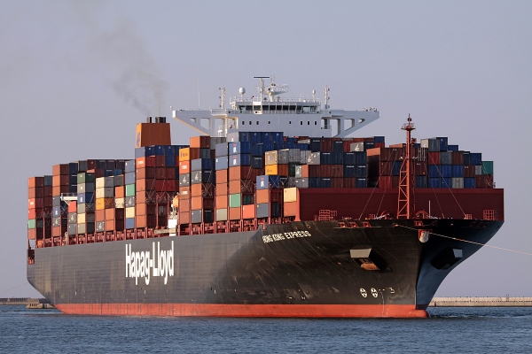 Hong Kong Express w DCT Gdańsk. To pierwsze zawinięcie statku w ramach Aliansu G6
