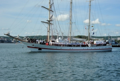 Morska zaprawa pod żaglami Iskry