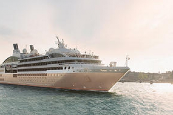 Kolejny luksusowy wycieczkowiec dołączył do floty francuskiego armatora Ponant