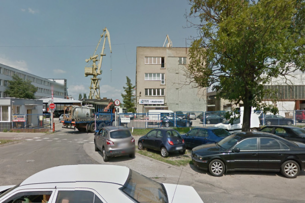 Kilkadziesiąt osób ewakuowanych z terenu stoczni