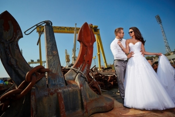 Sesja ślubna w stoczniowym klimacie? Nowożeńcy: A dlaczego nie