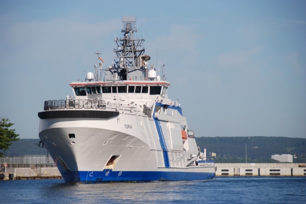 Polsko-fińskie ćwiczenie z udziałem najnowszego patrolowca Turva fińskiej Straży Granic...