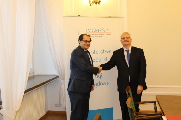 Ambasador Wlk. Brytanii i minister MGMiŻŚ o współpracy