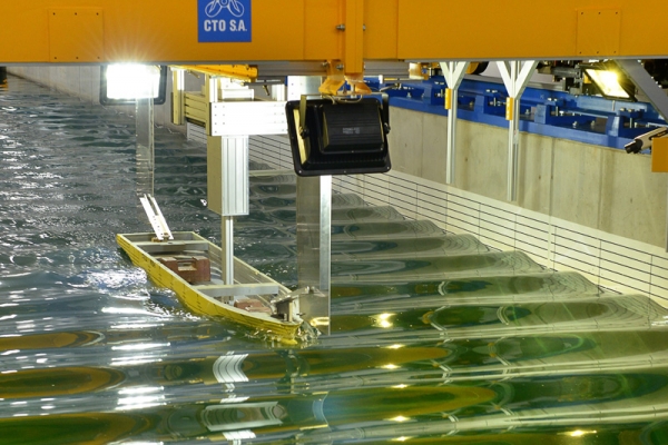 Otwarto basen modelowy do testowania konstrukcji pływających