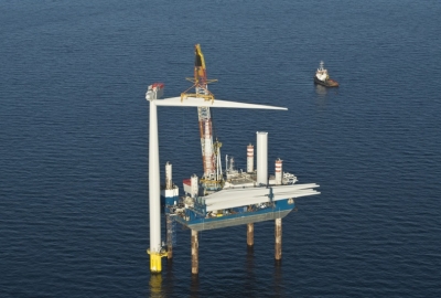 Platforma Sea Worker zerwała się z liny holowniczej