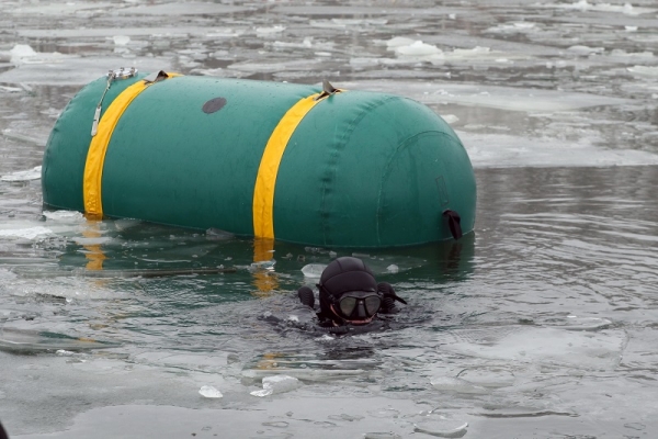 Usunięto minę z gdańskiego portu. W poniedziałek neutralizacja [VIDEO]