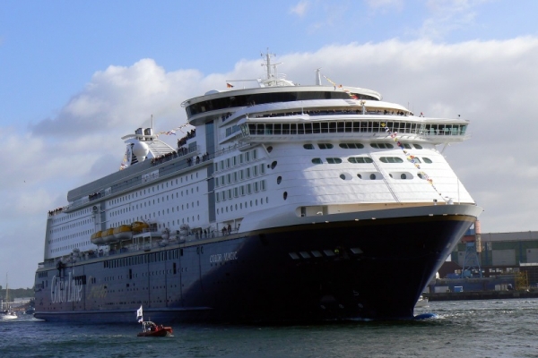 Akcja ratunkowa na pokładzie Color Magic