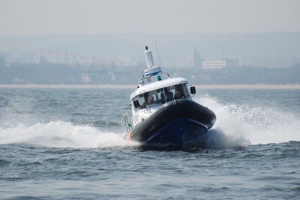 Szyper z promilami, bez dokumentów przez morską granicę