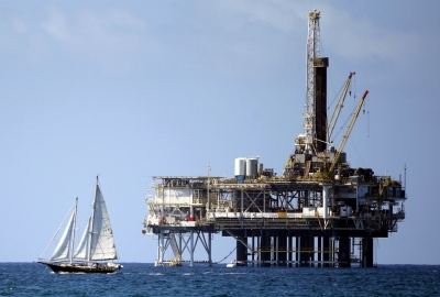 Przemysł naftowy w trudnej sytuacji z powodu cen ropy