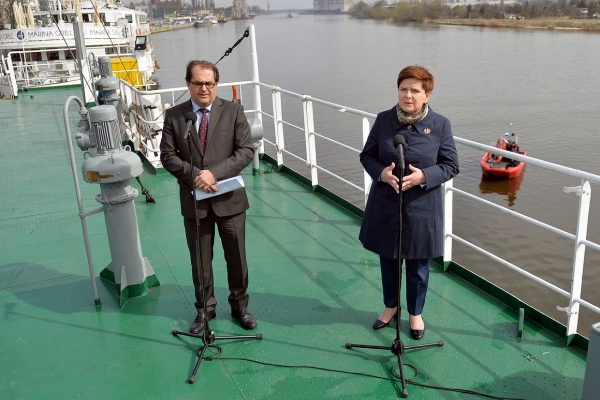 Szydło: przemysł stoczniowy powinien być fundamentem gospodarki [aktualizacja]