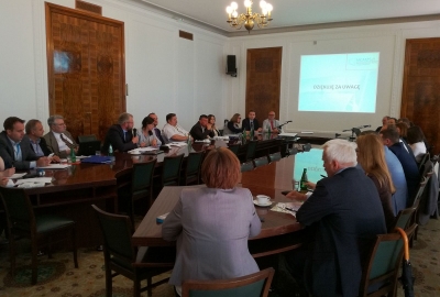 O małych portach i przystaniach z ich gospodarzami i zarządcami