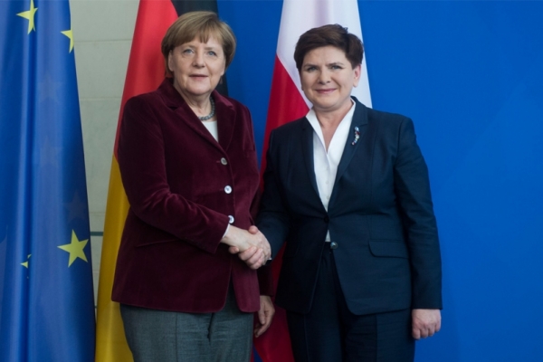 Merkel: Nord Stream 2 to biznes; Szydło: ta inwestycja dzieli Europę