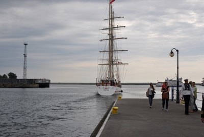 Praktyka podchorążych zagranicznych na pokładzie ORP Iskra