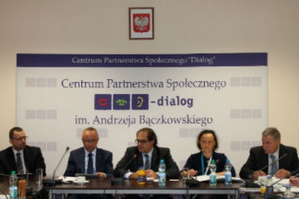 Obrady Zespołu Trójstronnego ds. Żeglugi i Rybołówstwa Morskiego