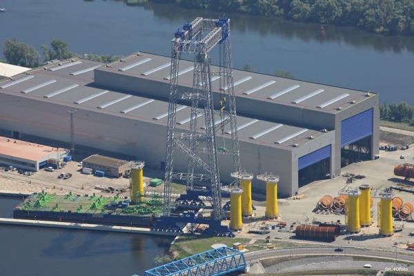 Bilfinger Mars Offshore startuje z załadunkiem platform pośrednich na morską farmę wiat...