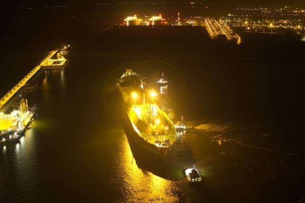 Po rozbudowie gazoport mógłby obierać trzy statki w miesiącu