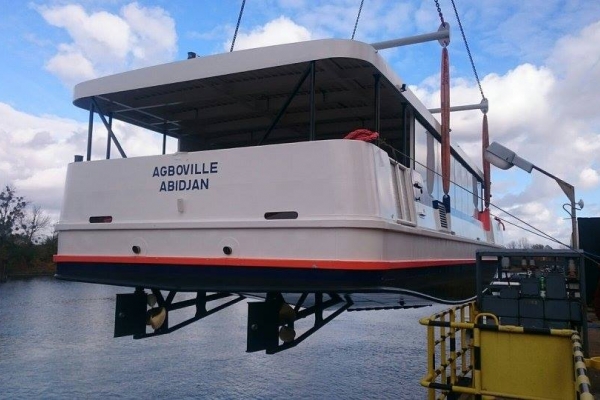 Tramwaje wodne przypłyną na testy na jeziorze Dąbie