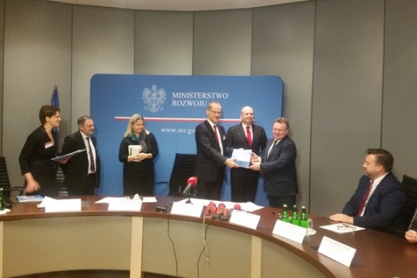 PLK największym beneficjentem środków z programu CEF