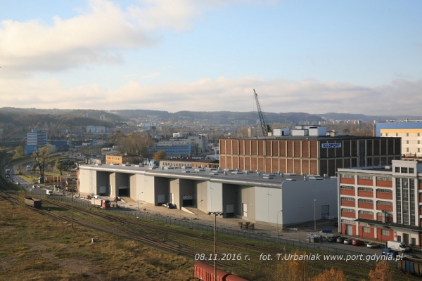 Port Gdynia: Nowa zasobnia i nowoczesny magazyn