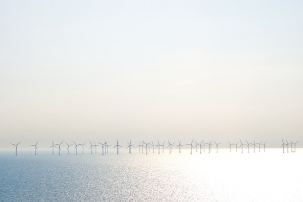 Na Bałtyku powstanie kolejna farma wiatrowa. Rekordowo niska cena za energię
