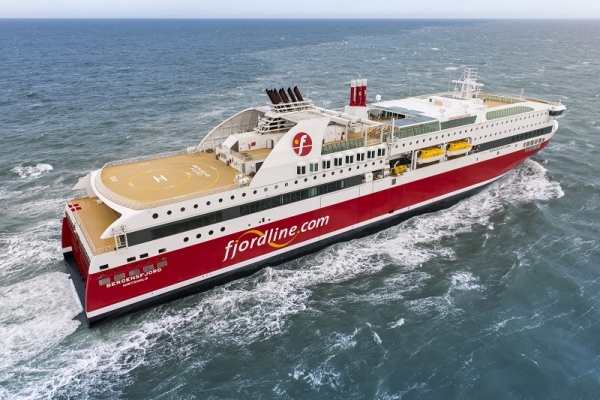 Wyższe obroty i więcej pasażerów na promach Fjord Line, ale wynik wciąż 