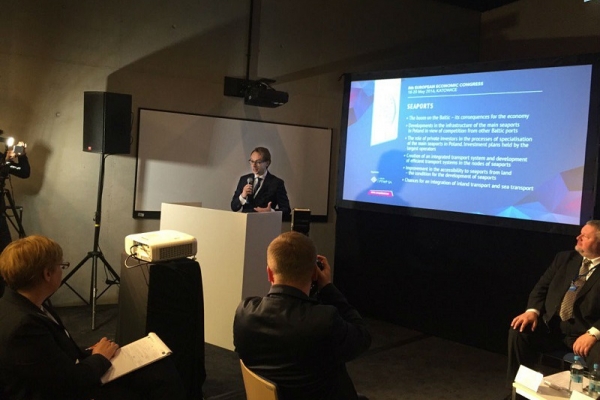 Katowice. O strategii rozwoju żeglugi na Europejskim Kongresie Gospodarczym