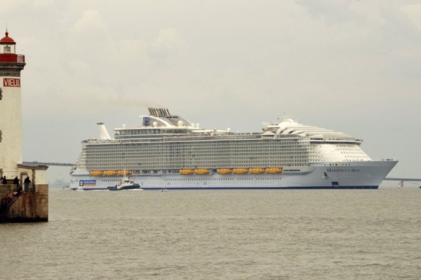 Największy statek pasażerski świata przekazany armatorowi