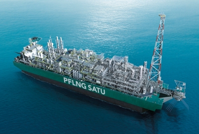 Pierwsza na świecie pływająca stacja skraplania gazu ziemnego LNG opuści...