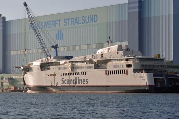 Prom Berlin opuścił już stocznię. Wyznaczono datę jego chrztu