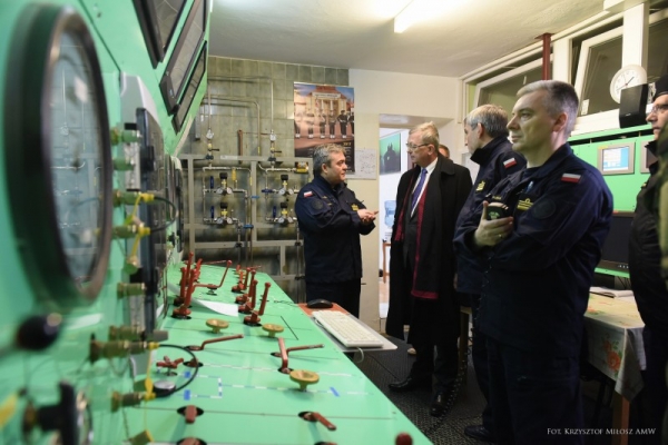 Podsekretarz stanu w MON z wizytą w Akademii Marynarki Wojennej