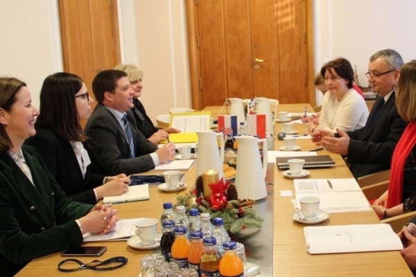 Likwidacja barier rynku transportowego UE priorytetem MIB