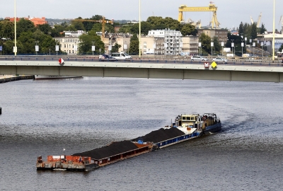 Sejm przyjął ustawę regulującą czas pracy na statkach żeglugi śródlądowe...