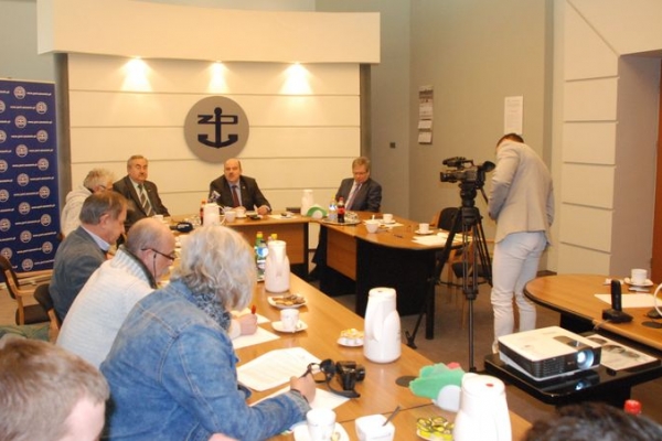 Przeładunki w zespole portów Szczecin-Świnoujście - podsumowanie 2016 roku